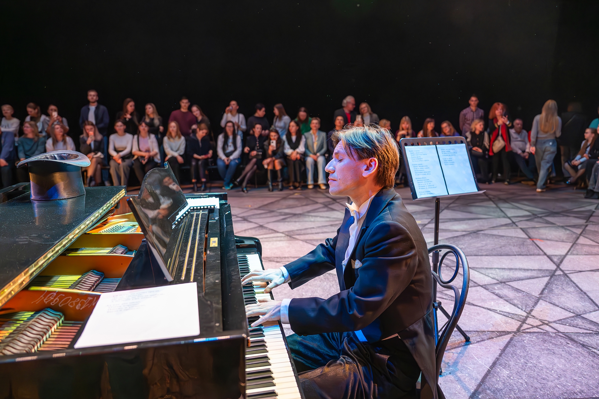 За год до столетия