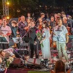 Выступление артистов в рамках фестиваля Театральный бульвар