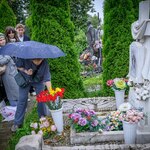 Сотрудники Московского театра оперетты почтили память тех, кто подарил нам не только искусство, но и Победу.